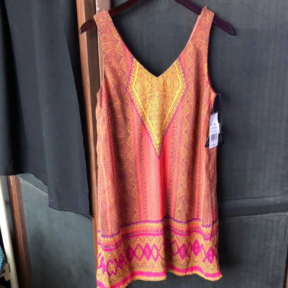 City Triangles purple/fuschia Dress size small new with tags
